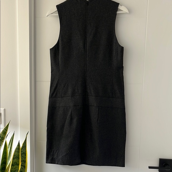 Vince Grey Sleeveless Wool Dress - Picture 2 of 6